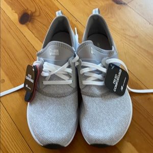 New Balance sneakers NWT